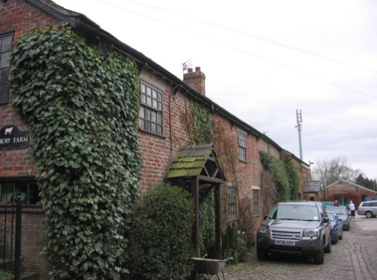 /shed/ShedImages/Photos/738_2_Norbury House Farm and farm buildings.jpg